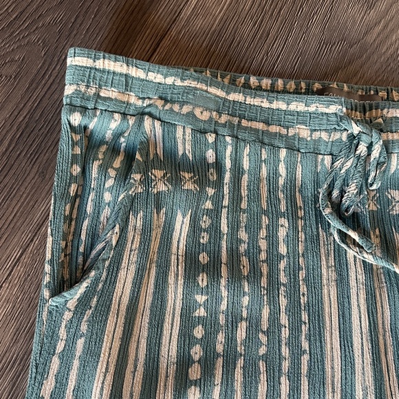 Falls Creek Teal and Cream Patterned Trousers - Picture 3 of 11